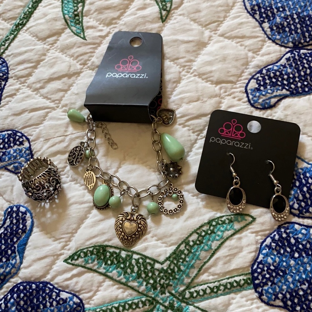 3 piece silver tone jewelry